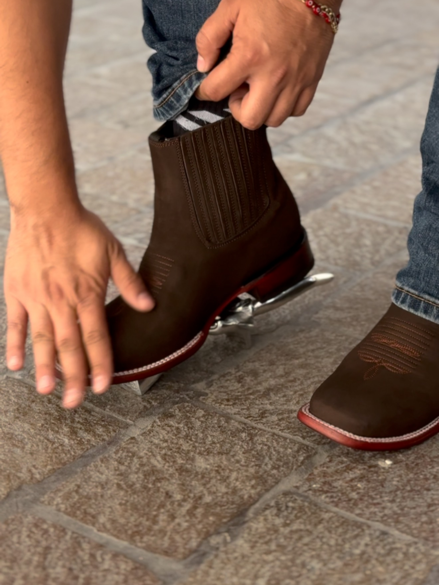 Embroidered Chelsea Boots Men's Martin Boots