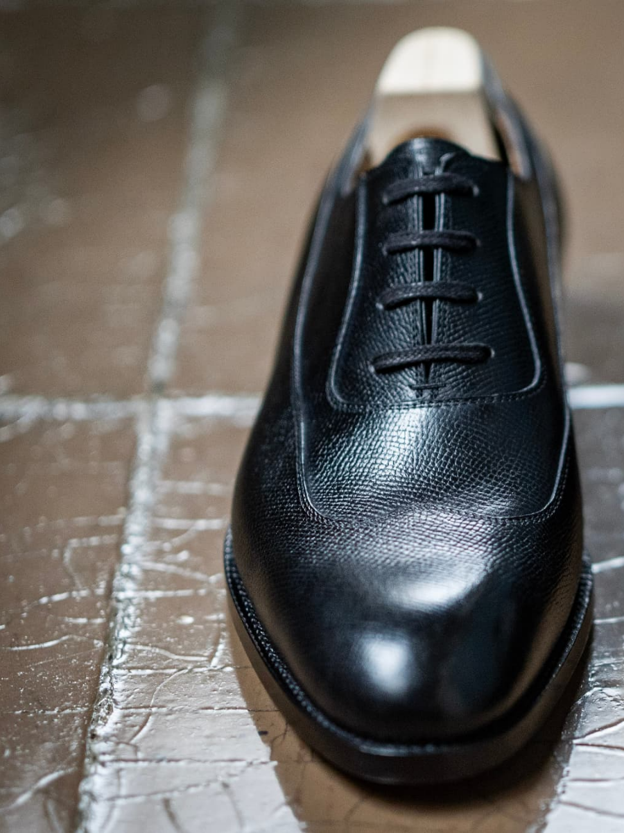 Classic Lace-up Leather Shoes