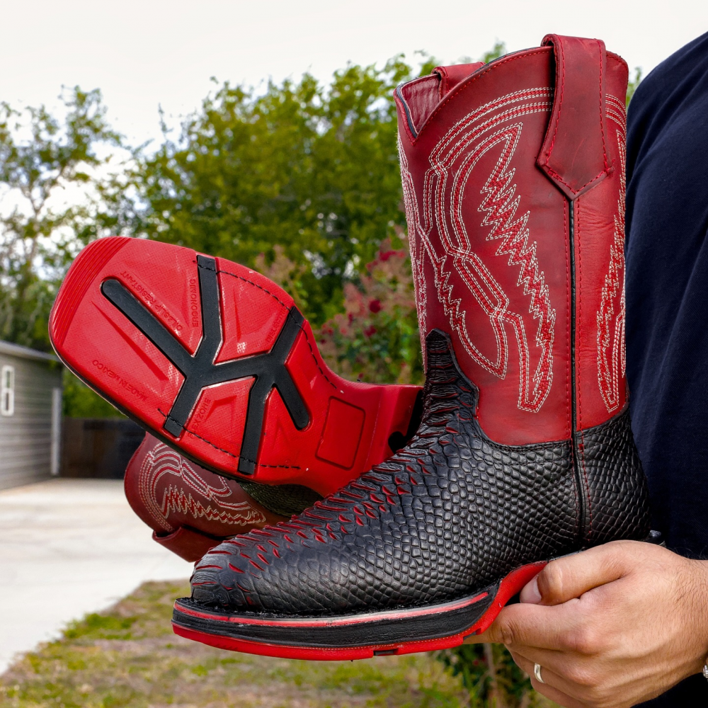 High Embroidered Vintage Boots