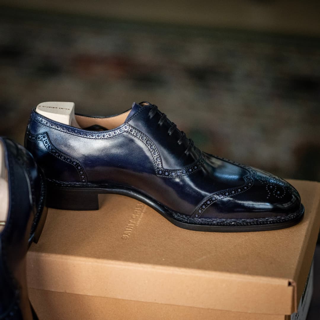 High-end men's Patent Leather Classic Brogue Carved Oxford Shoes