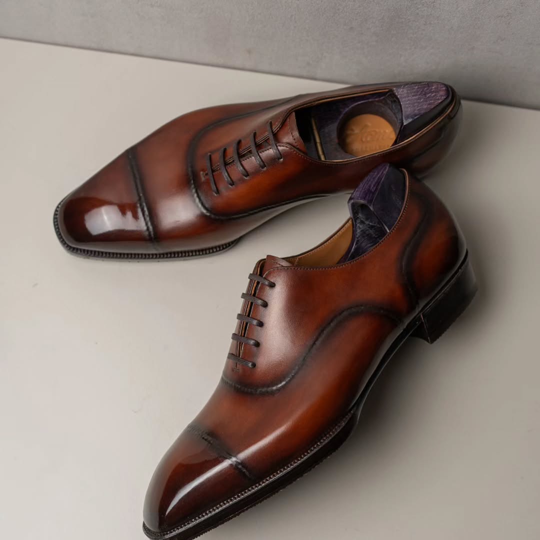 One-piece Internally Stitched Oxford Shoes