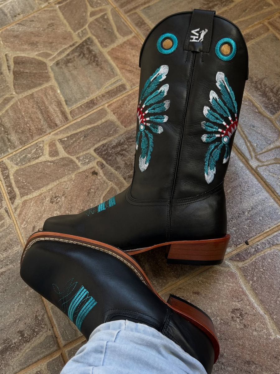 Chunky Heeled Versatile Western Cowboy Boots