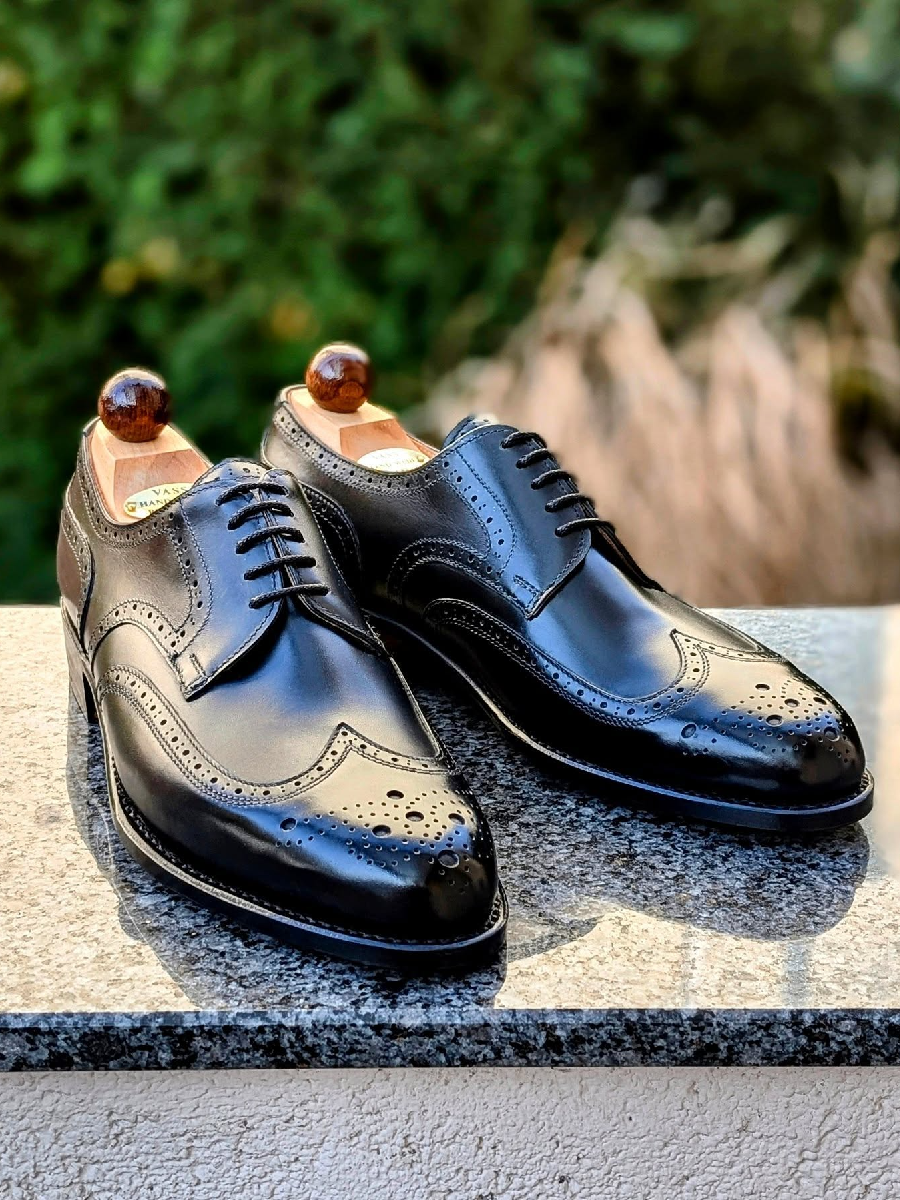 Men's Carved Casual Leather Shoes