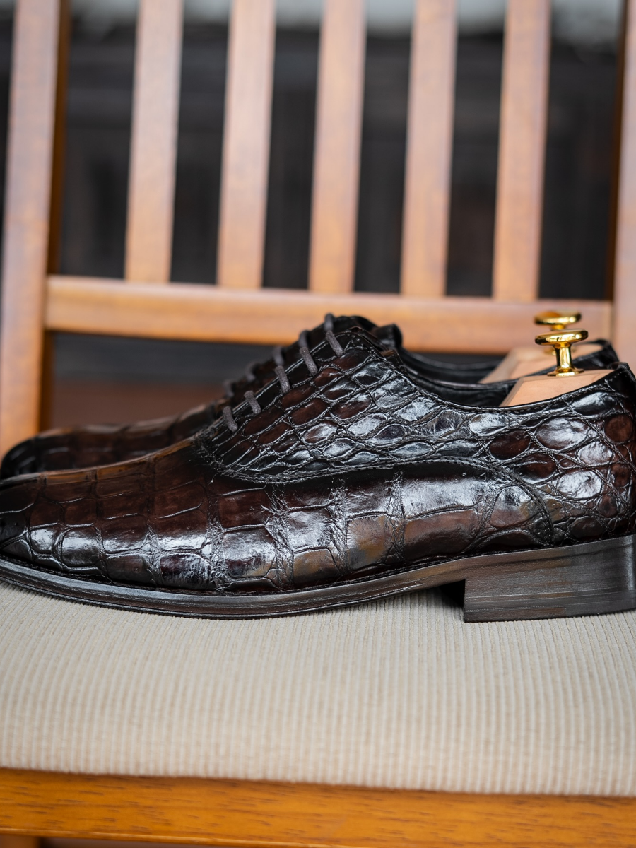 Stone Embossed Fashion Shoes