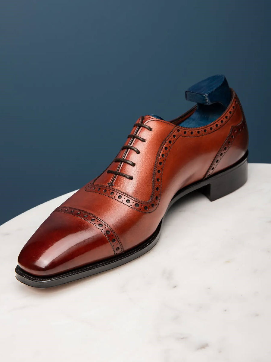 New Three-joint Carved Business Casual Formal Leather Shoes