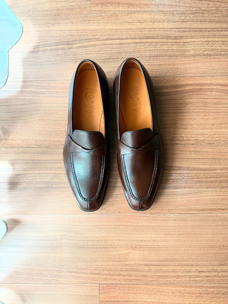 Casual Pointed Slip-on Leather Shoes