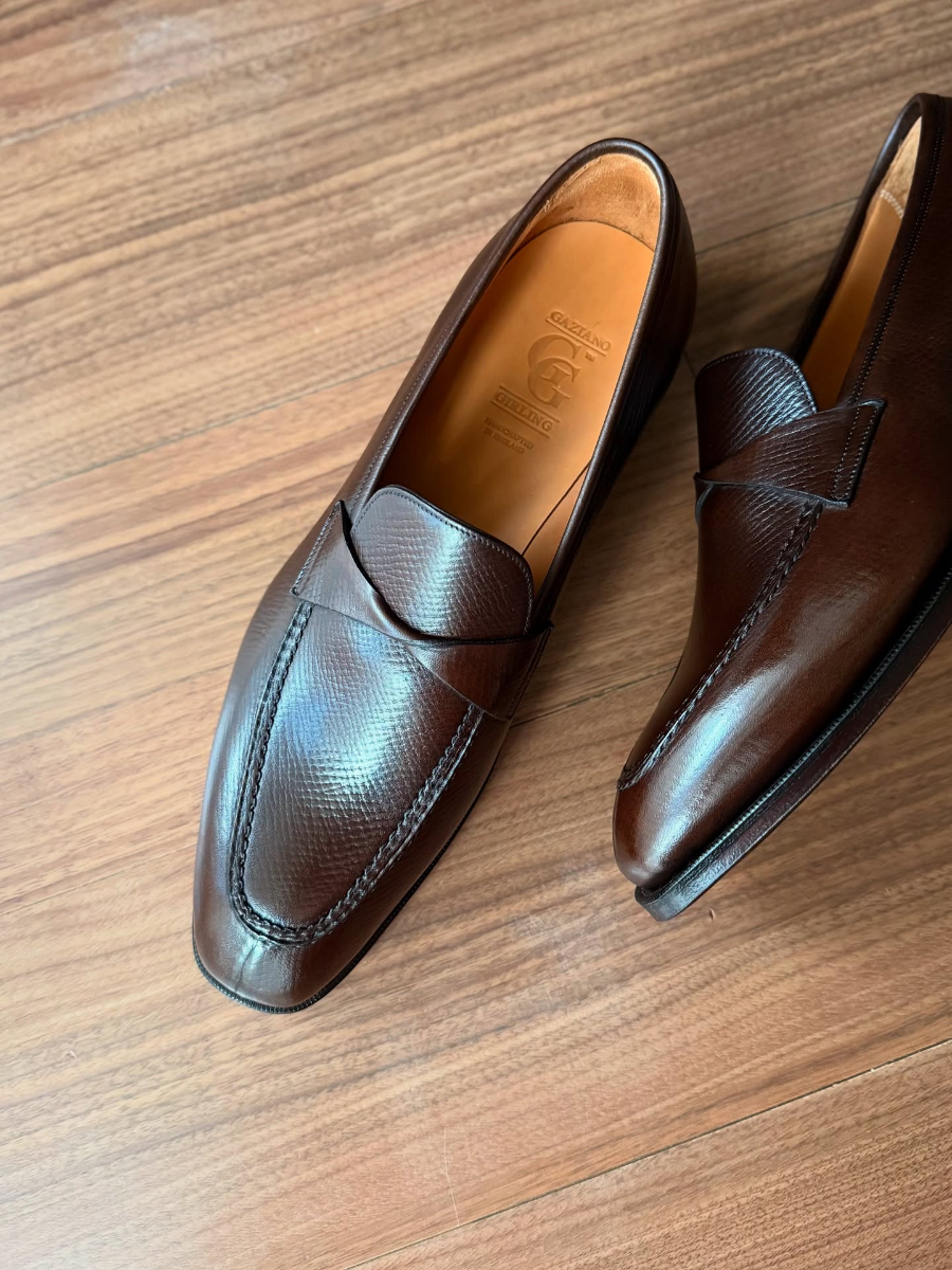 Casual Pointed Slip-on Leather Shoes