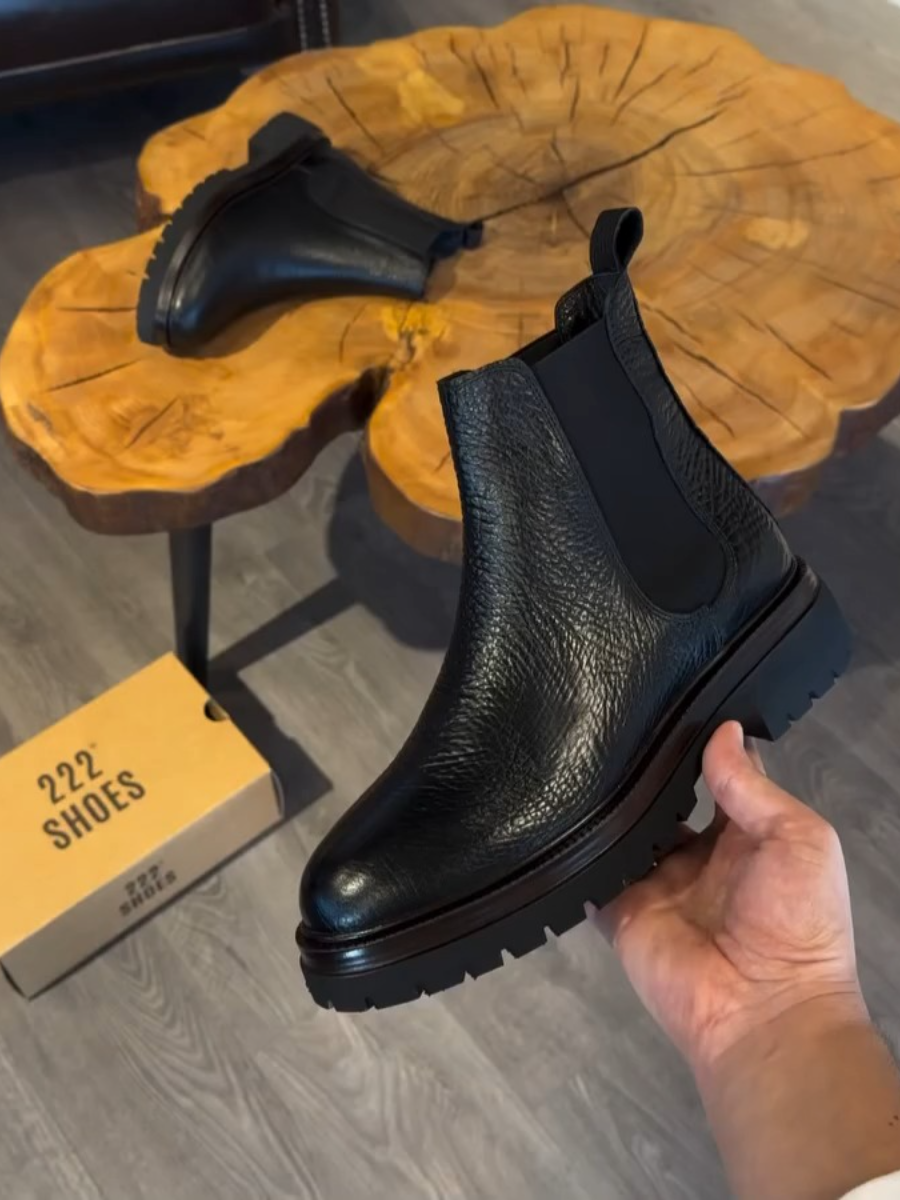 Mid-cut Chelsea Boots
