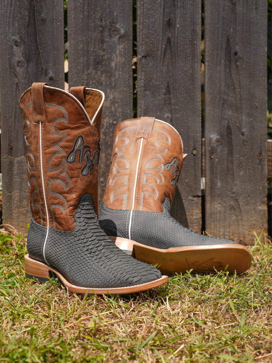Vintage Embroidered Leather Boots Crocodile Pattern Thick Heel Boots