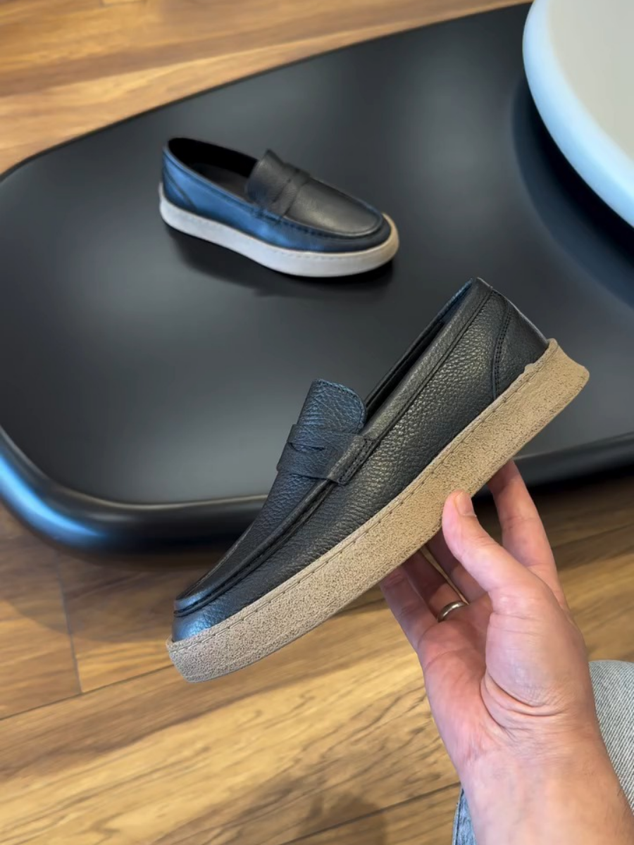 Casual Thick-soled Round-toe Leather Shoes