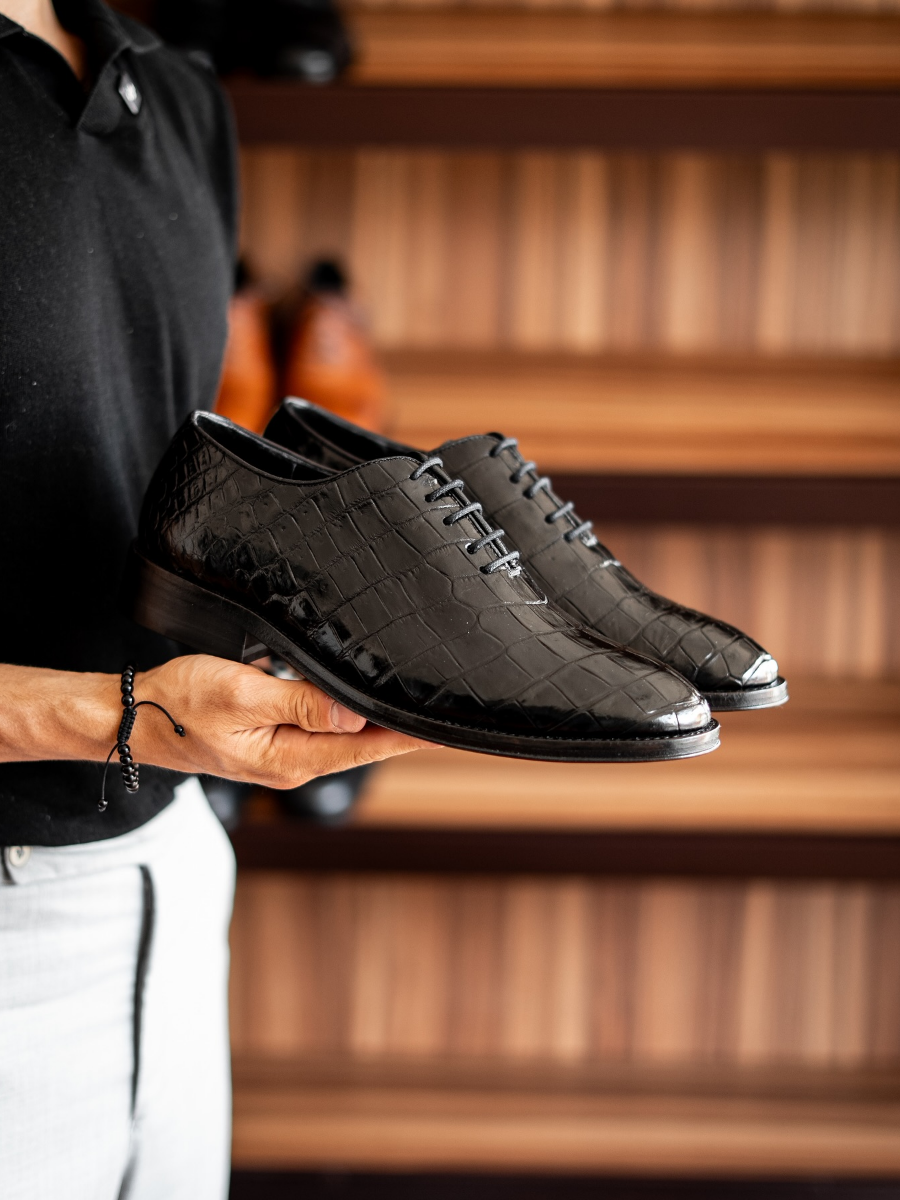 Stone Pattern Casual Leather Shoes