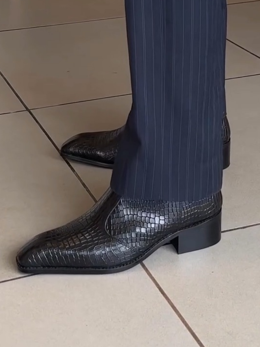 Pointed Chelsea Leather Boots