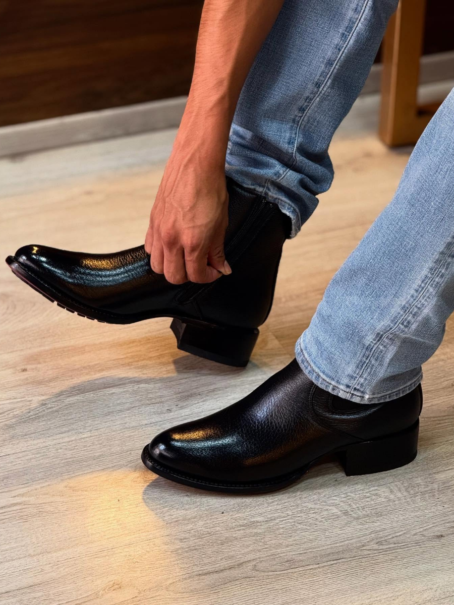 Pointed Vintage Leather Boots