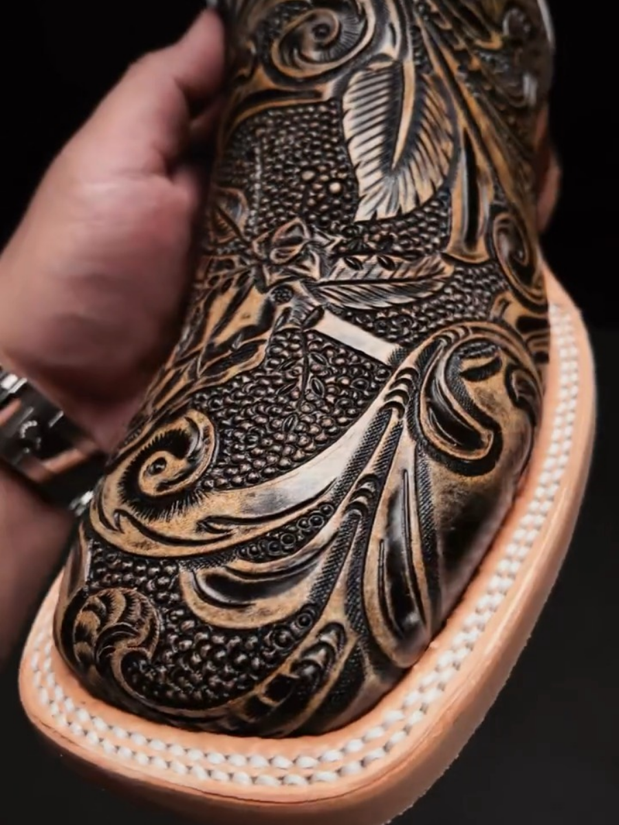 Vintage Embroidered Western Cowboy Boots