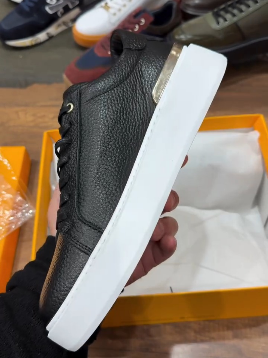 Cowhide Casual Sneakers