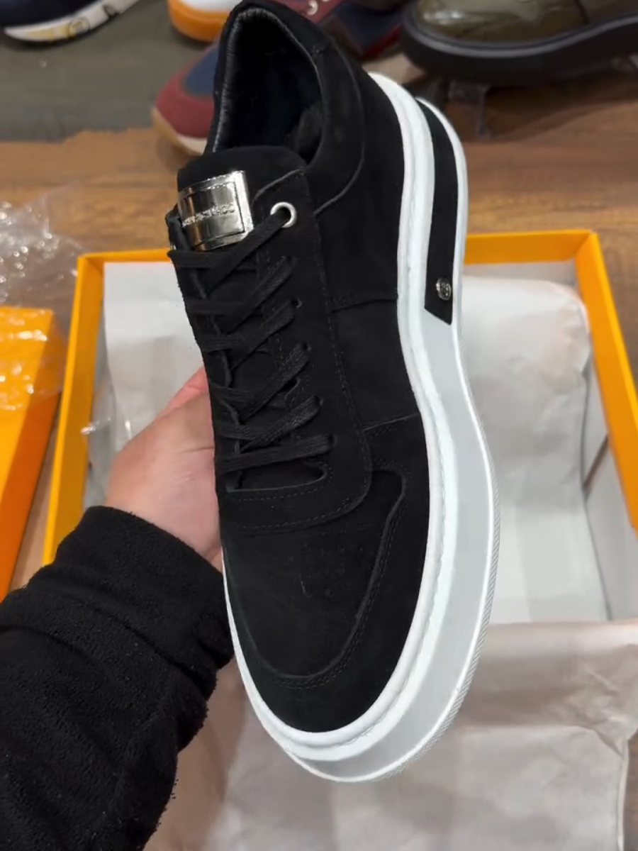 Flat Bottom Comfortable Sneakers