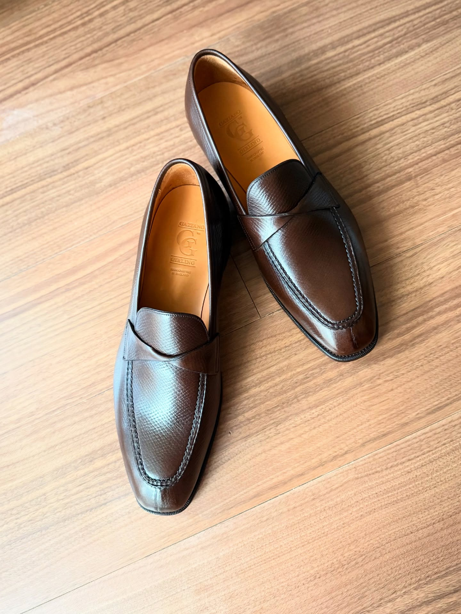 Casual Pointed Slip-on Leather Shoes