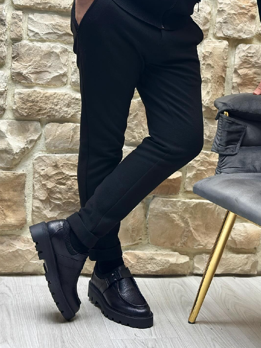 Casual All-match Thick-soled Leather Shoes