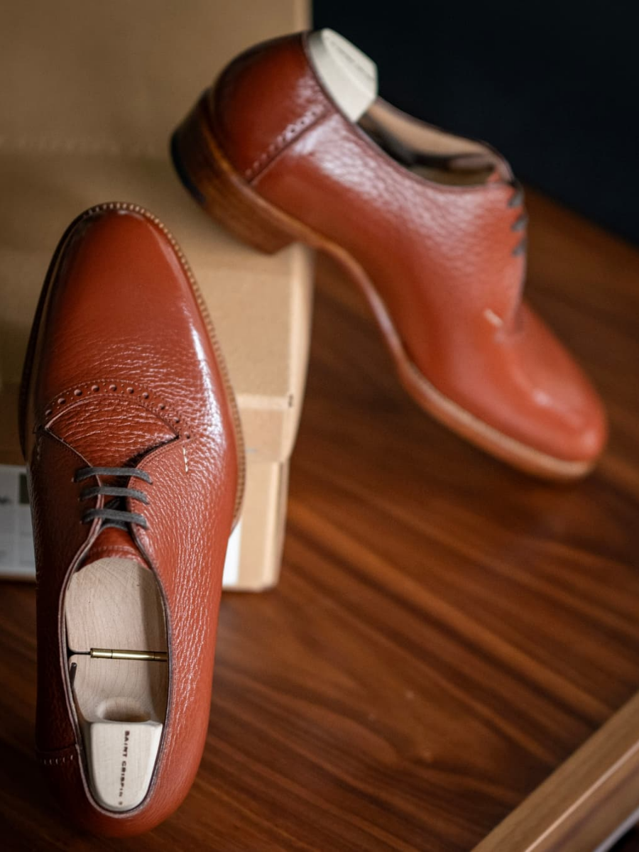 Carved Casual Leather Shoes