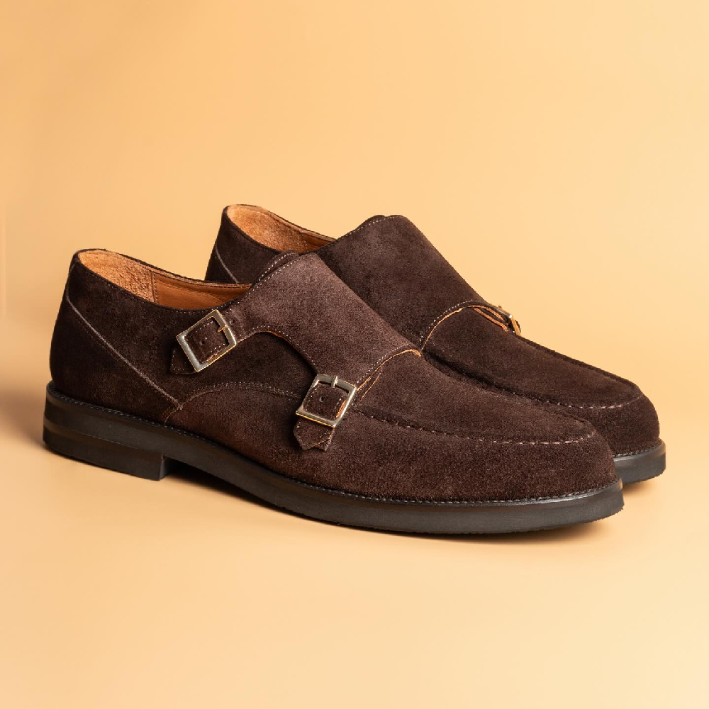 Suede work shoes and versatile Martin boots