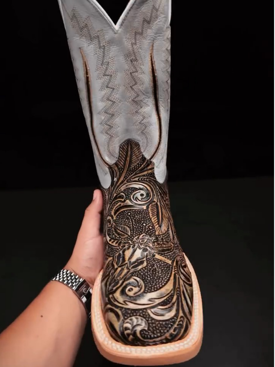 Vintage Embroidered Western Cowboy Boots