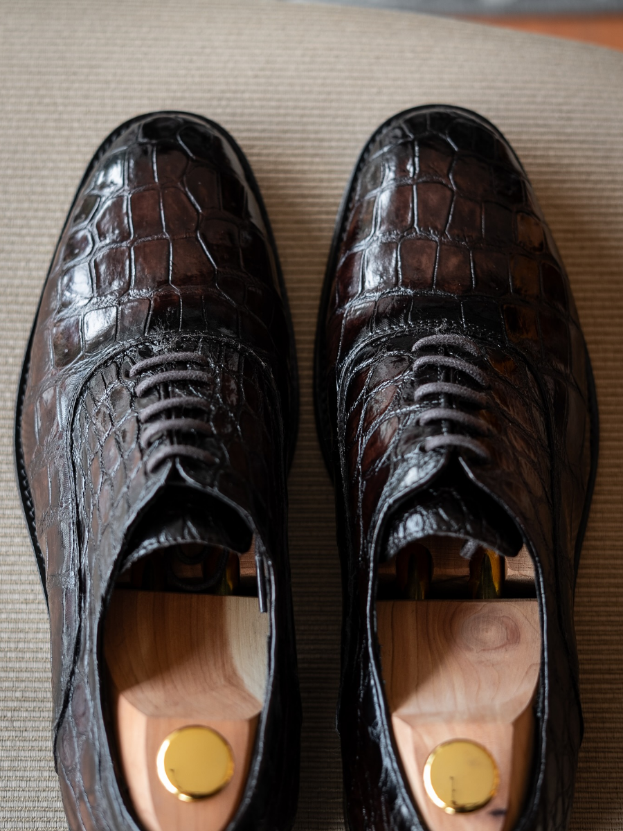 Stone Embossed Fashion Shoes