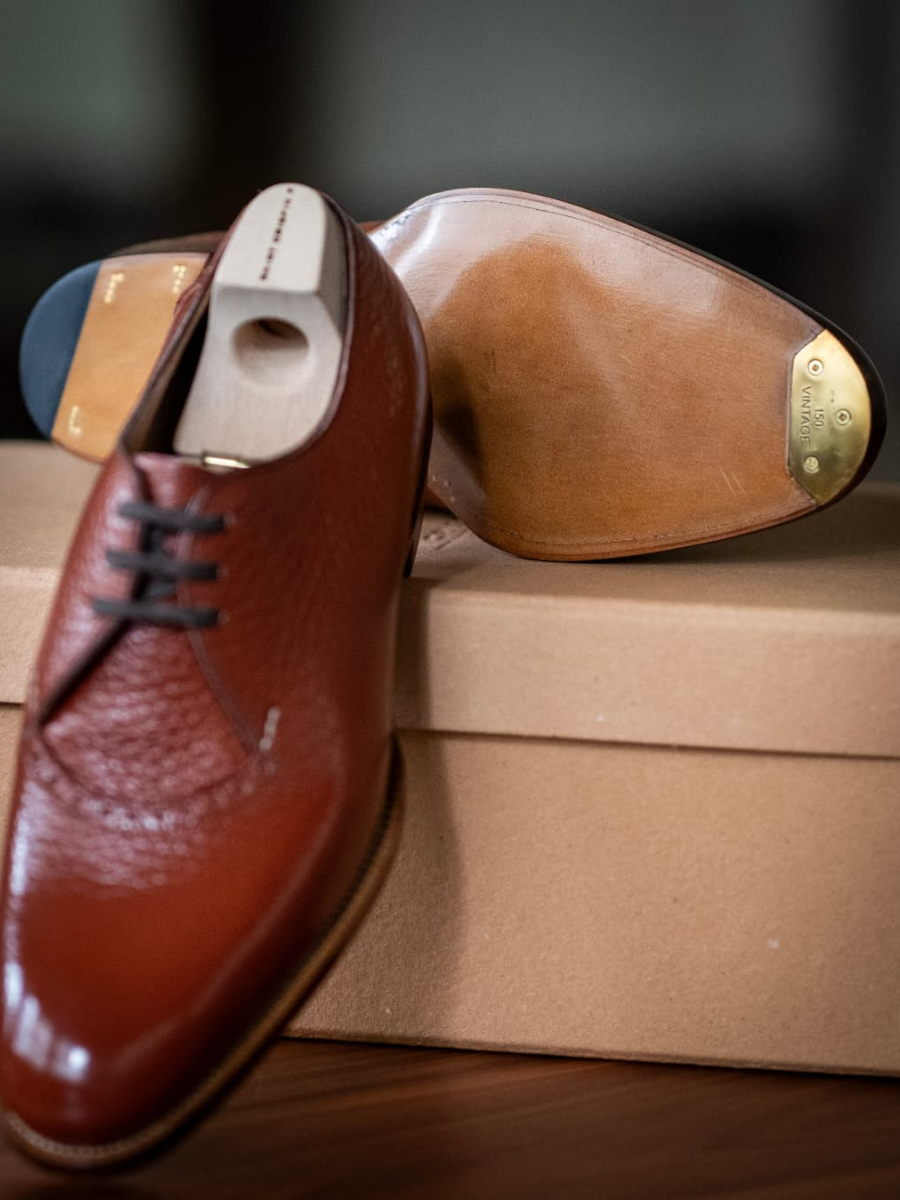 Carved Casual Leather Shoes