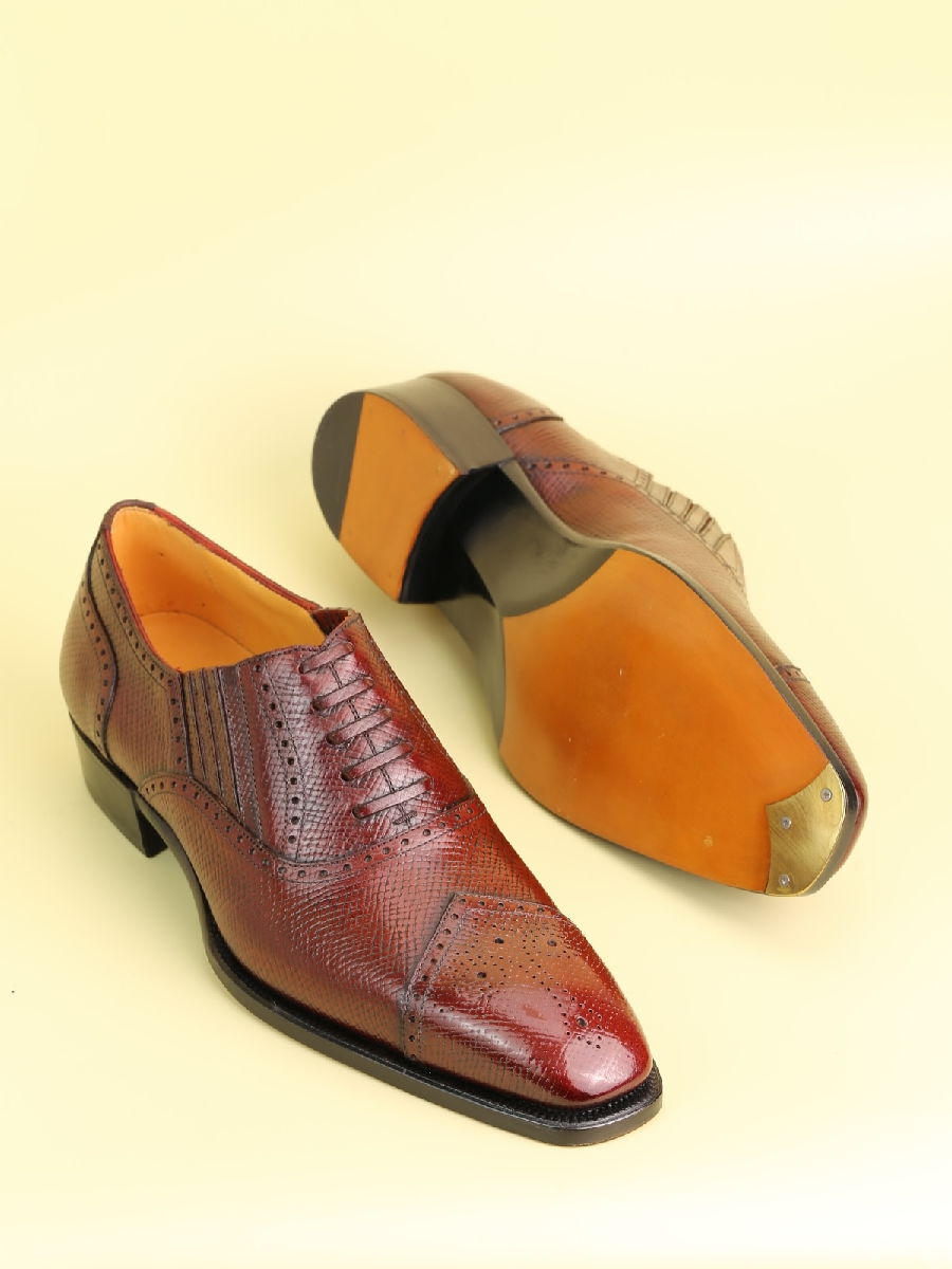Genuine Leather Retro Brogue Carved Oxford Shoes
