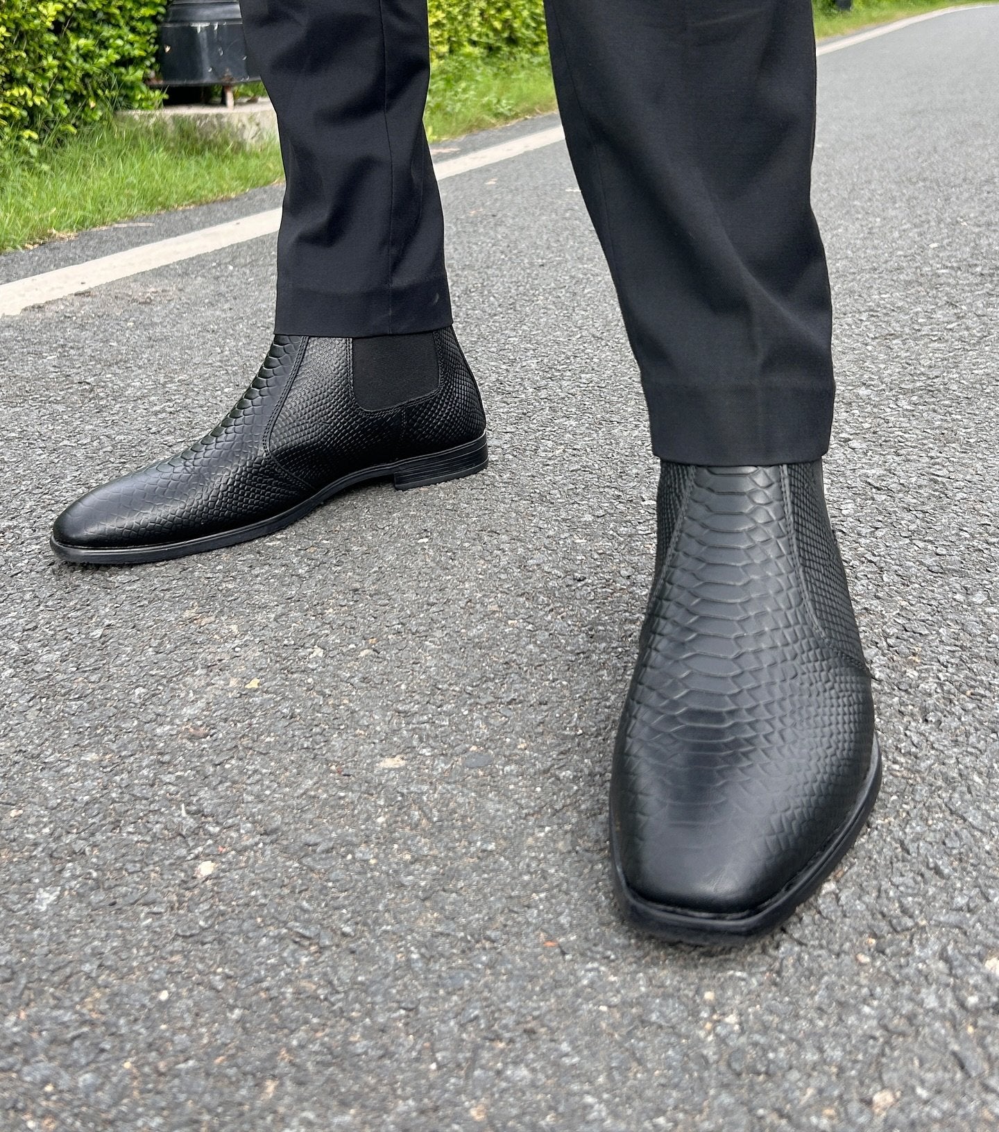 Chelsea Short Boots Mid-cut Leather Boots Men's Black Trendy Shoes