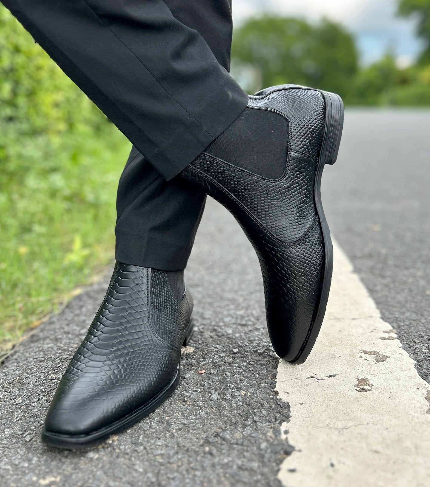 Chelsea Short Boots Mid-cut Leather Boots Men's Black Trendy Shoes