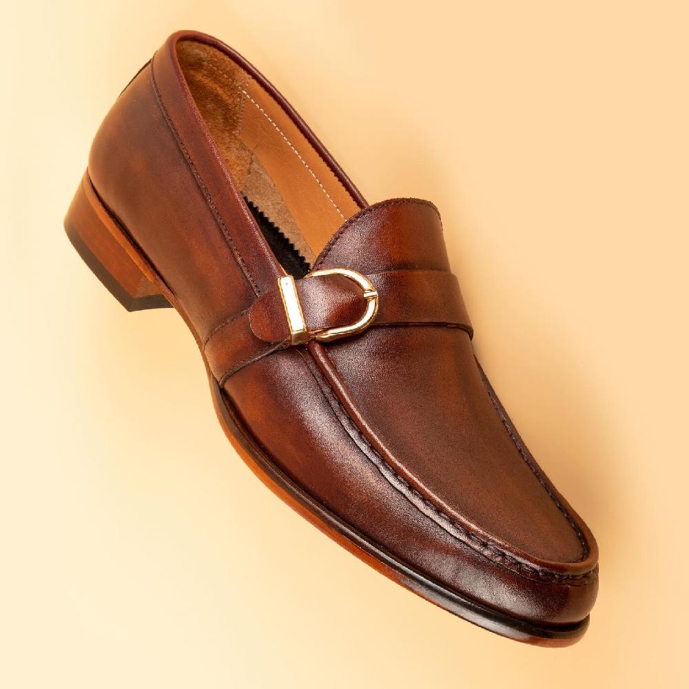 Soft Sole and Soft Surface Fashion Shoes