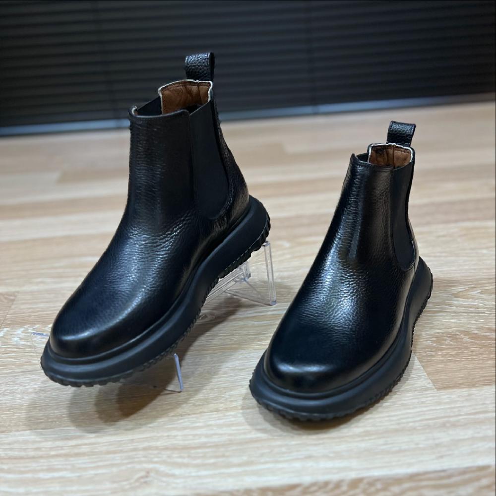 Thick-soled High-top Leather Chelsea Boots