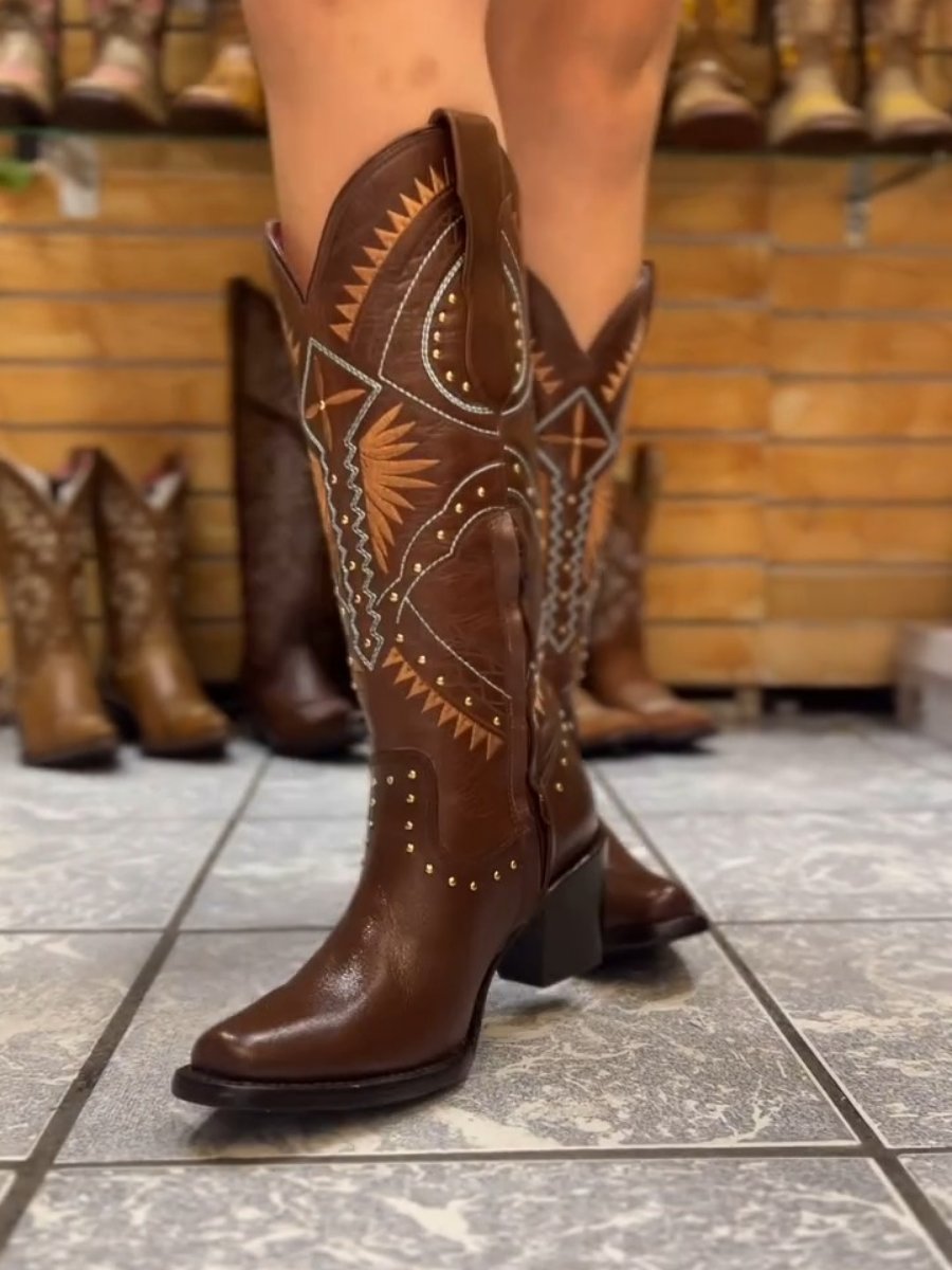 Vintage Chunky Heel Embroidered Boots