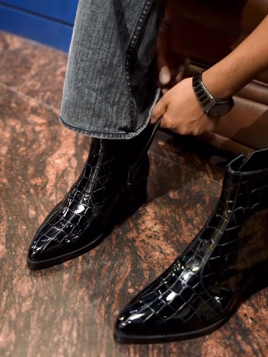 Croc-print Pointed Toe Side Zipper Ankle Boots