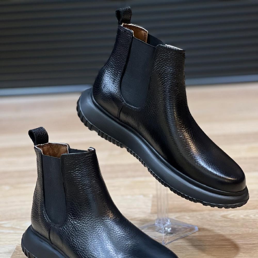 Thick-soled High-top Leather Chelsea Boots
