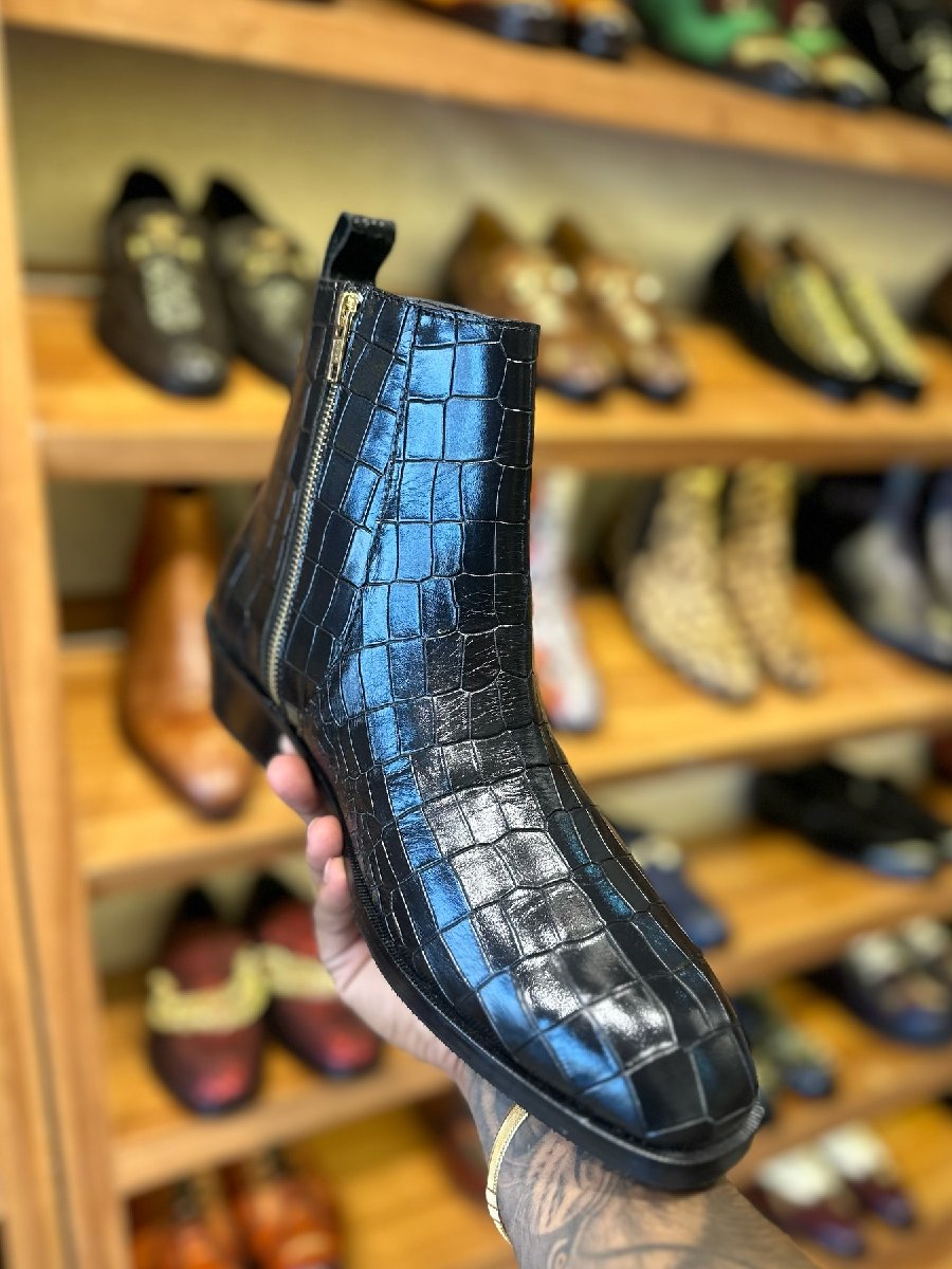 Fashionable Men's High Top Leather Shoes