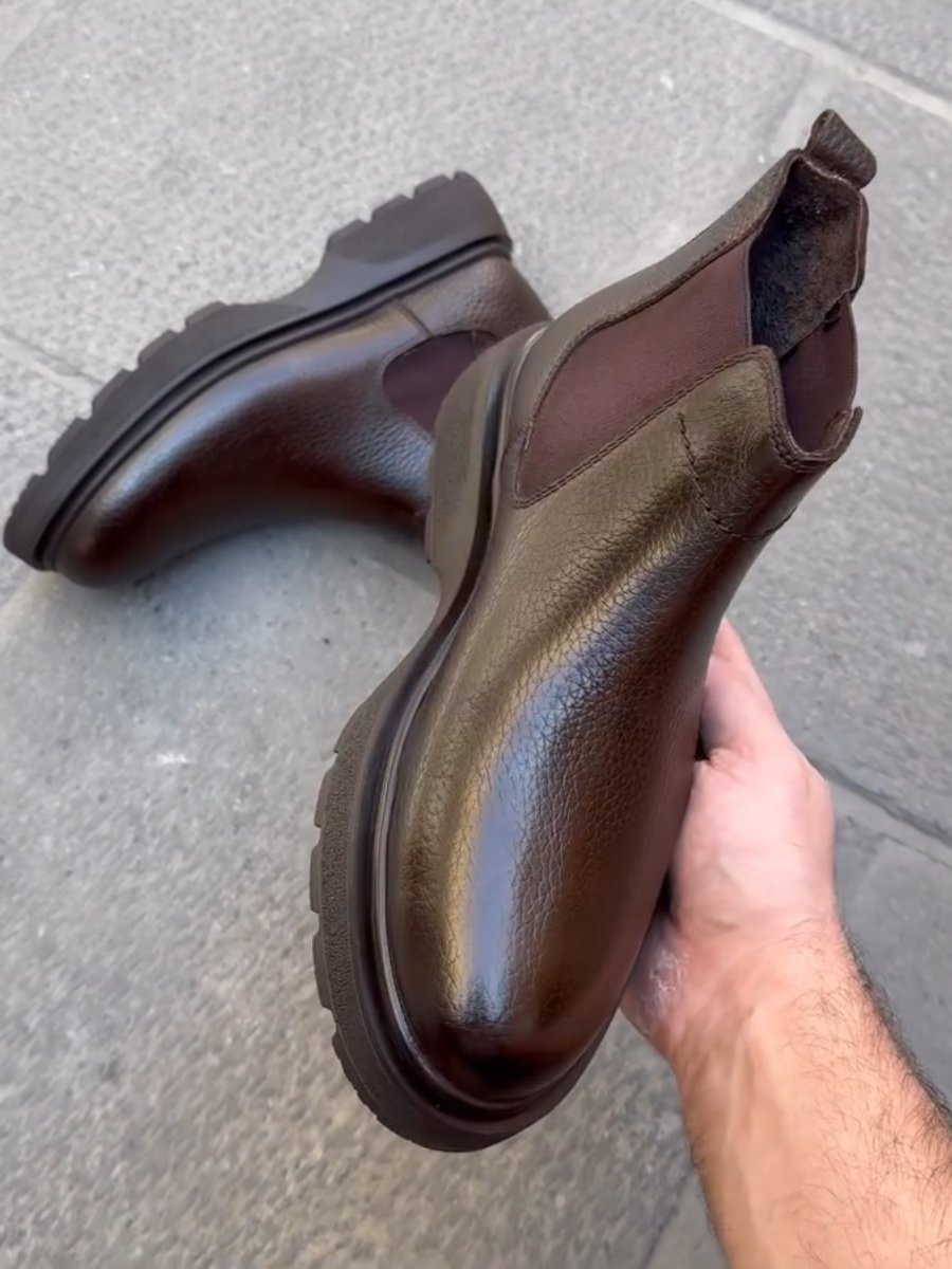 Thick-soled Handmade Leather Chelsea Boots