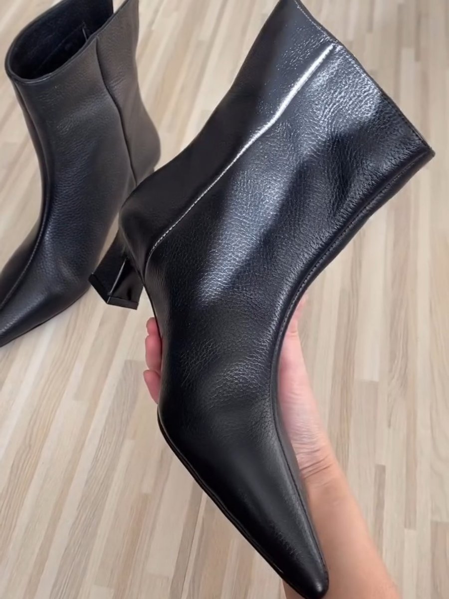 Classic All-match Pointed Toe Ankle Boots