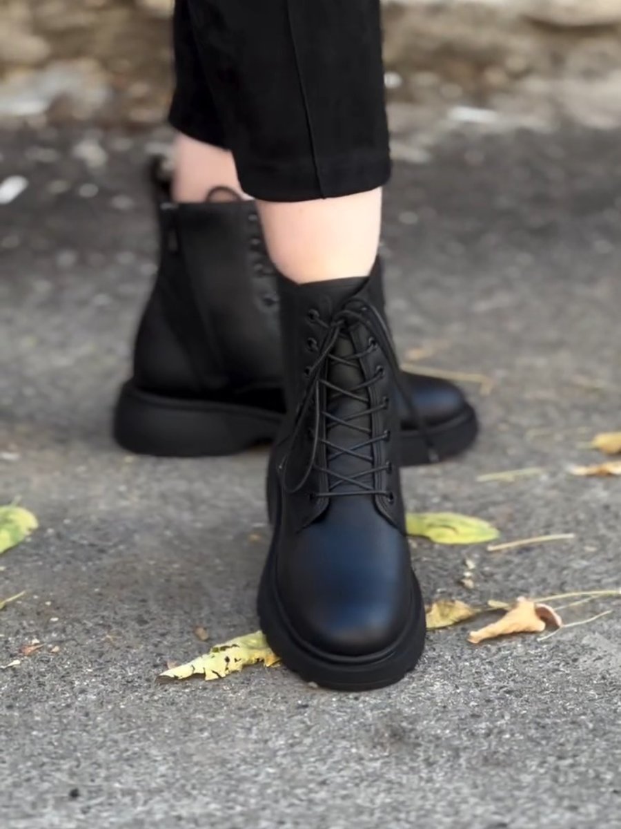 Genuine Leather Height-enhancing Lace-up Martin Boots