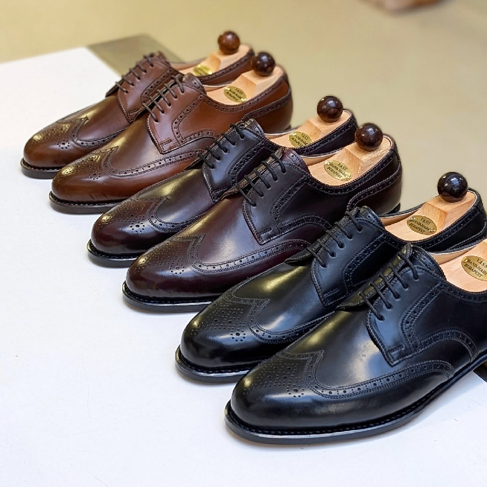 Multicolor Carved Handmade Leather Shoes