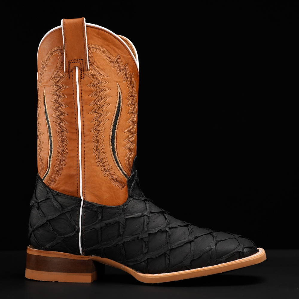 Matte Black Leather Laruko Boots