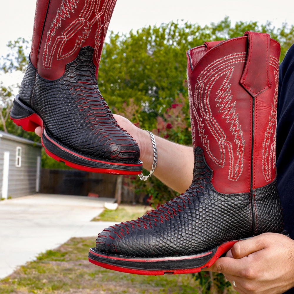 High Embroidered Vintage Boots
