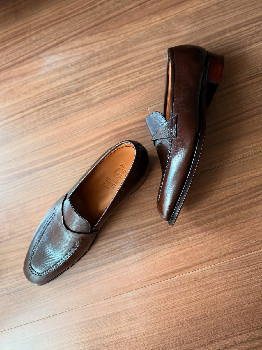 Casual Pointed Slip-on Leather Shoes
