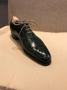 Pointed Breathable Casual Shoes