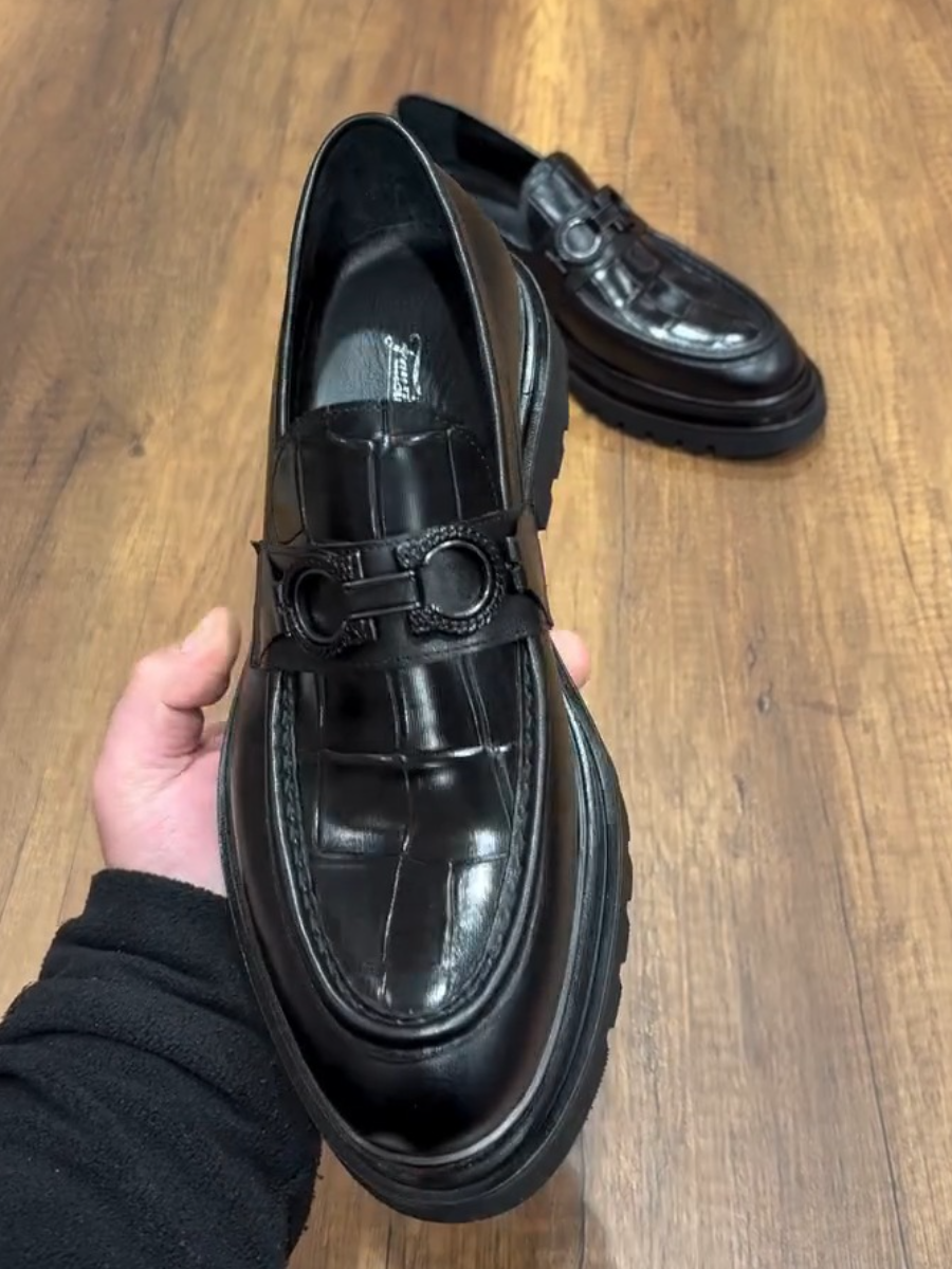 Crocodile Pattern Low-top Formal Leather Shoes