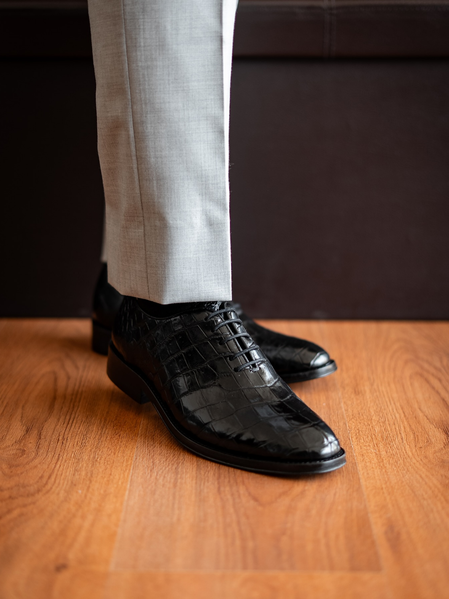 Stone Pattern Casual Leather Shoes