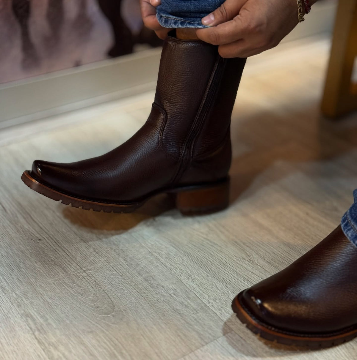 Retro Versatile and Comfortable Western Boots