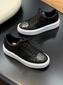 Fashionable and Versatile Casual Shoes