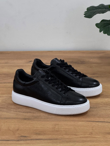 Fashionable and Versatile Sports Casual Shoes