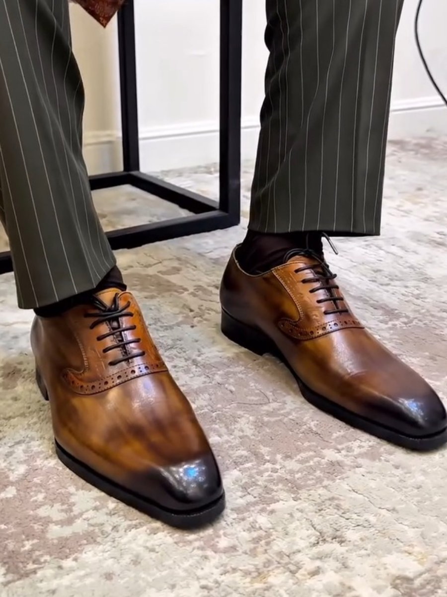 Vintage Handmade Genuine Leather Lace-up Shoes
